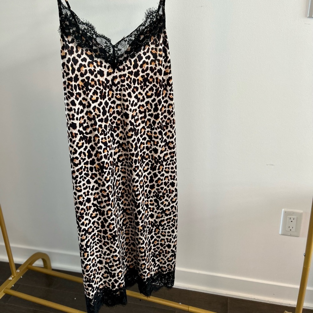 Women’s dress